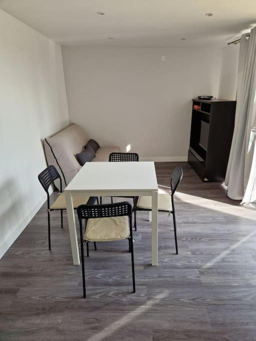 Appartement 2 Pieces Renove Avec Acces Piscine Peymeinade 外观 照片
