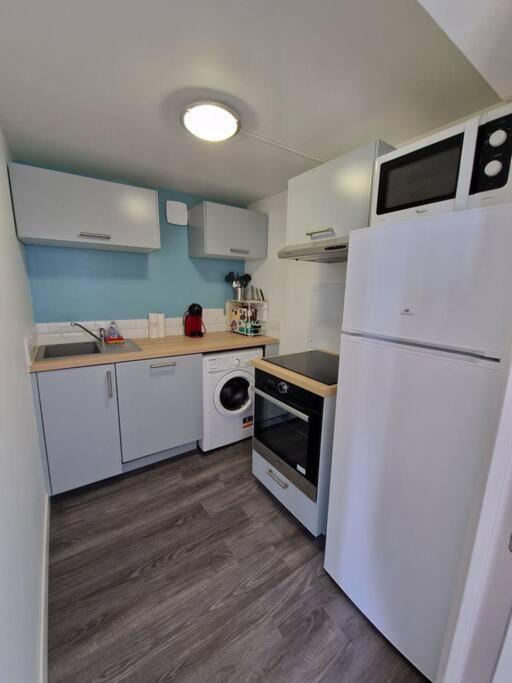 Appartement 2 Pieces Renove Avec Acces Piscine Peymeinade 外观 照片